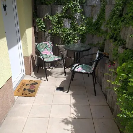 Baerbel, Baerbel Apartman